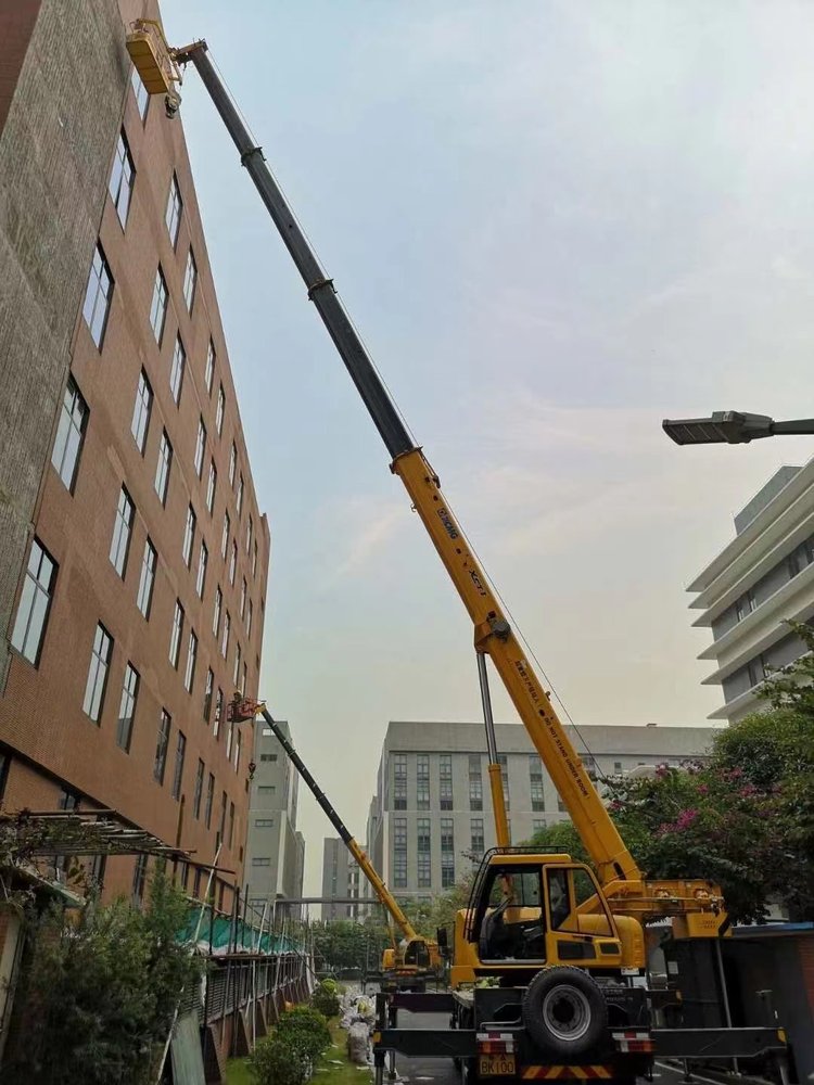 新洲汽车吊出租哪家好，选择最靠谱的服务商指南