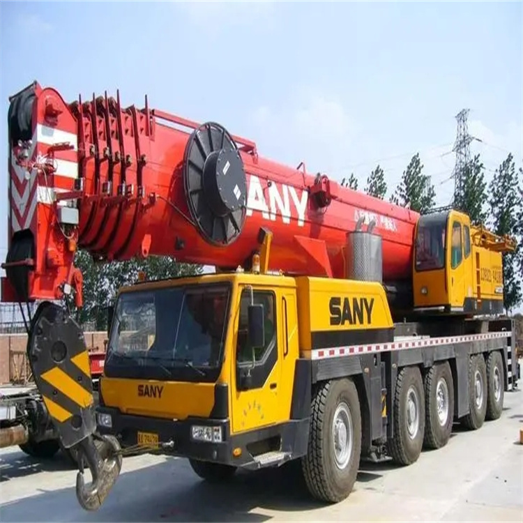 新洲附近工地哪里有吊车出租|应急吊装服务|24小时灵活调度