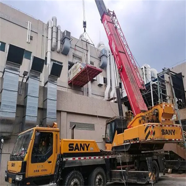 新洲租赁大型汽车吊，助力工程项目高效进行