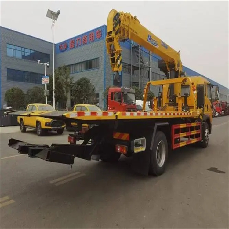 新洲附近小随车吊出租电话，轻松解决搬运烦恼