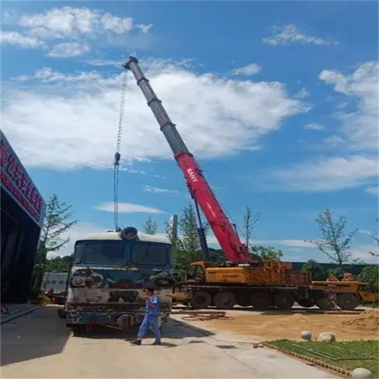 新洲吊车出租｜16吨汽车吊｜工地吊装/设备吊运｜灵活调度_专业团队